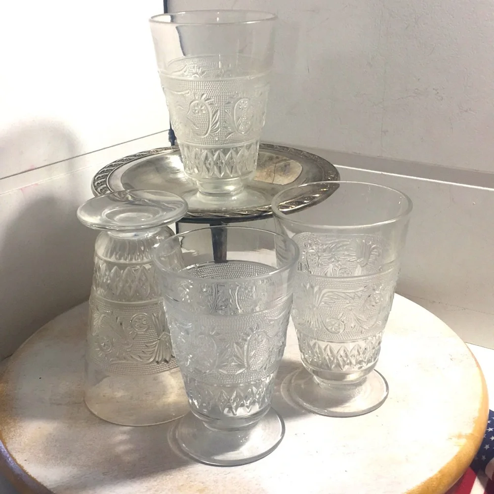 Vintage Duncan Miller stemmed water goblets set of 4